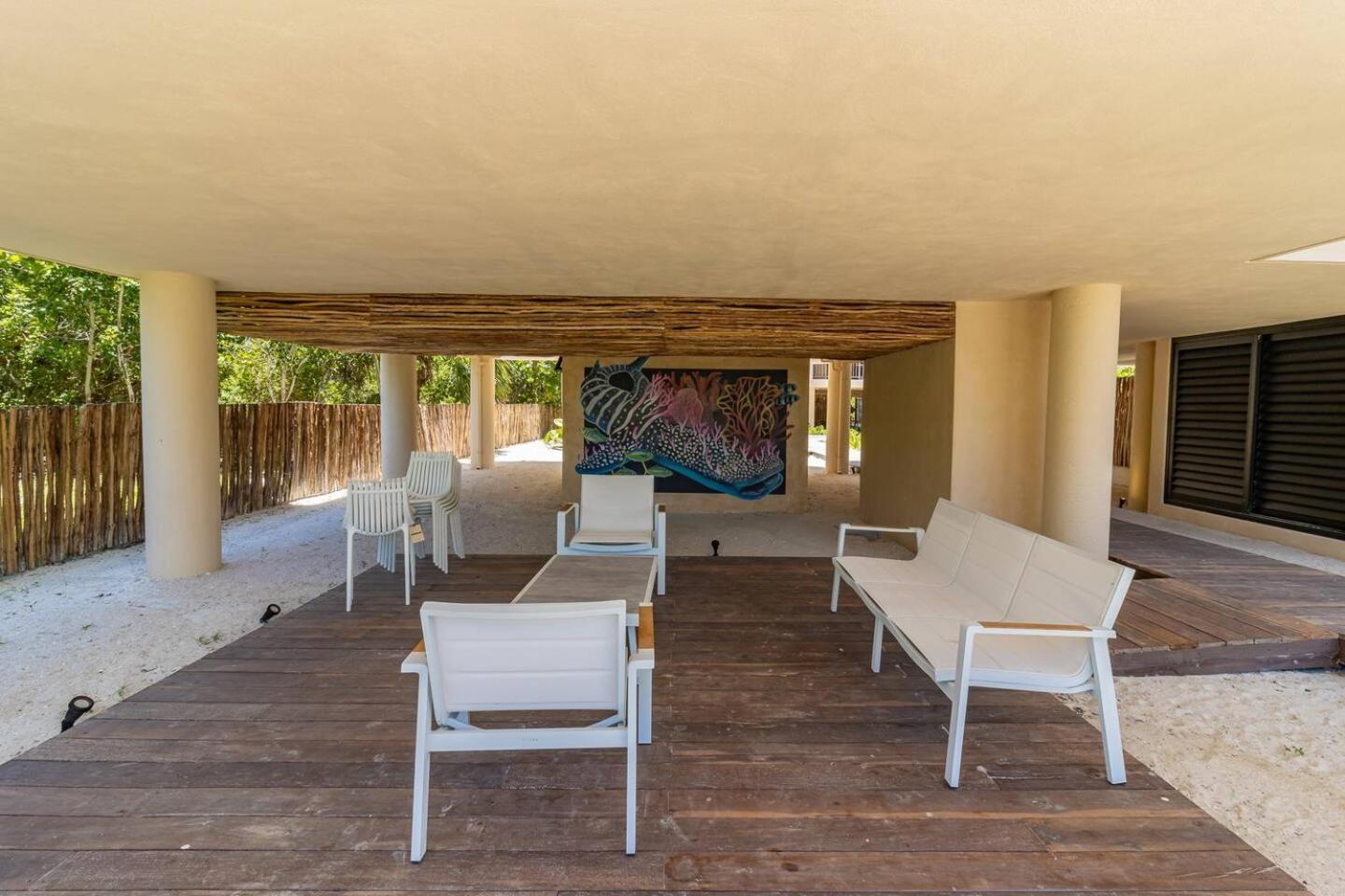 Pool View Loft Steps From The Ocean In Punta Cocos - C101 Ξενοδοχείο Isla Holbox Εξωτερικό φωτογραφία